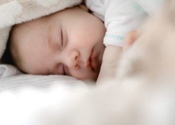 Brinquedos para bebês a partir de 6 meses