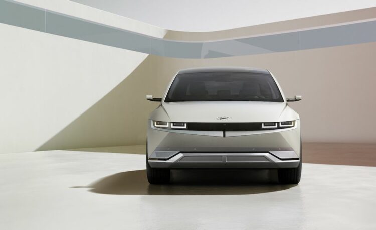 Hyundai Ioniq 5 2022, estreia totalmente elétrico