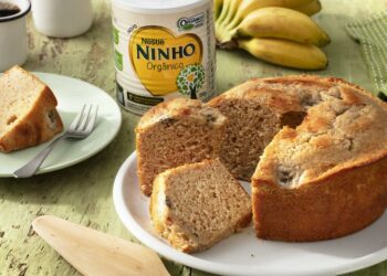 Receita de Bolo de Banana e Ninho Orgânico (liquidificador)