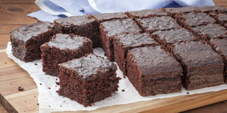 Receita de bolo de chocolate com calda