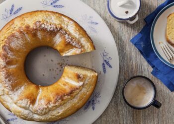 Receita de Bolo de Milho-verde com leite condensado (liquidificador)