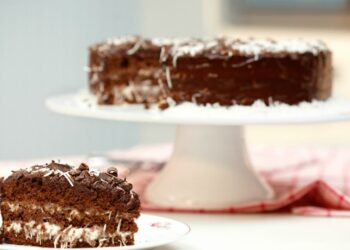 Receita de Bolo Prestígio de Festa