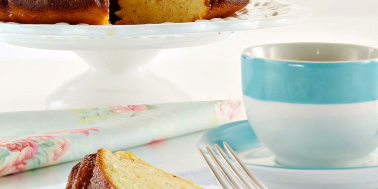 Receita de Bolo Úmido de Maracujá e castanha-de-caju (batedeira)