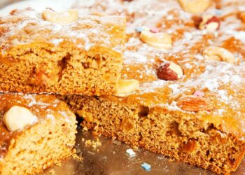 Receita de Bolo de Mel Ucraniano.