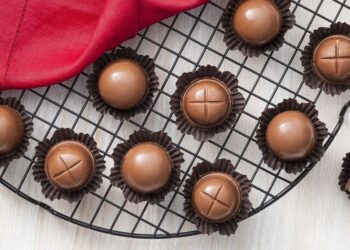 Receita de Bombom de Abacaxi.