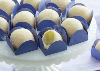 Receita de Brigadeiro Branco com Uva