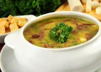 Receita de Caldo Verde com Mandioquinha.