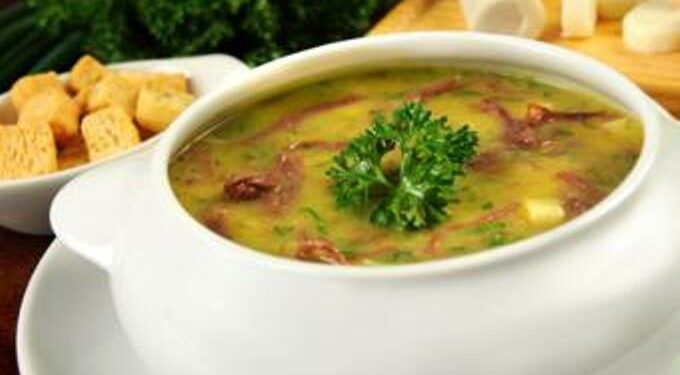 Receita de Caldo Verde com Mandioquinha.