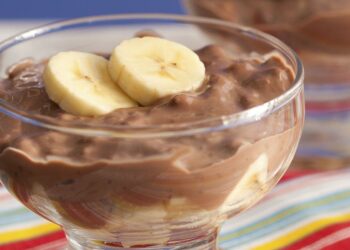 Receita de Creme de Nescau e Amendoim com bananas