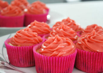 Receita de Cupcake de Brigadeiro Rosa.