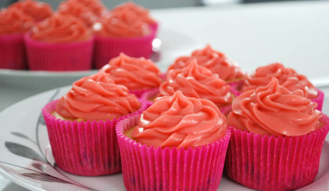 Receita de Cupcake de Brigadeiro Rosa.