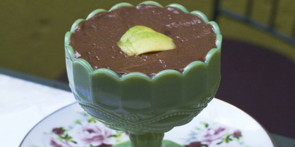 Receita de Mousse de Abacate com Chocolate (liquidificador)