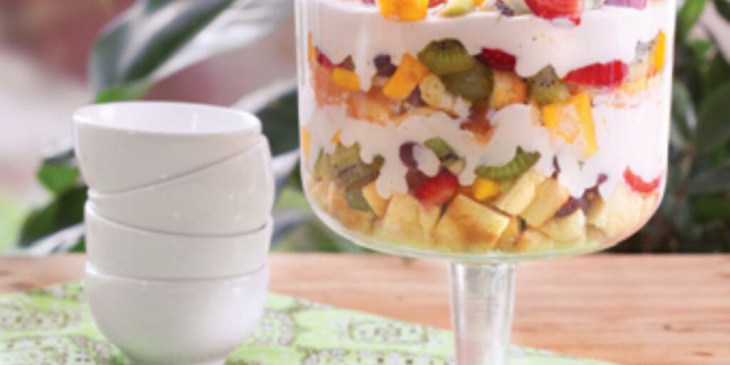 Receita de Taça com Frutas e Creme