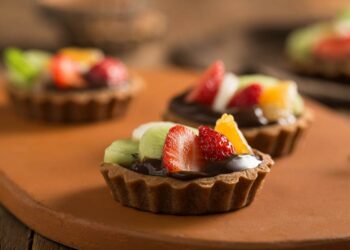 Receita de Tortinha de Chandelle Chocolate ao leite e Frutas
