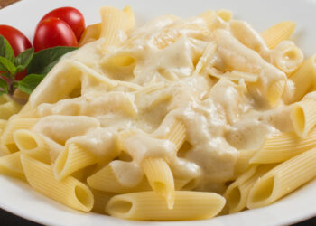 Receita de Penne ao Molho de Provolone.