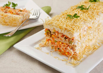 Receita de Torta de Pão de Forma de Frango.