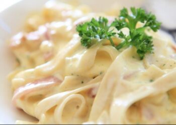 Receita de Macarrão com Creme de Leite.