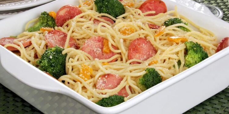 Receita de Macarrão com Legumes.