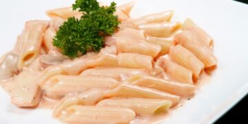 Receita de Macarrão com Molho Rosé.