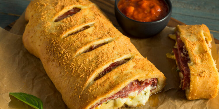 Receita de Rocambole de Forno Salgado.