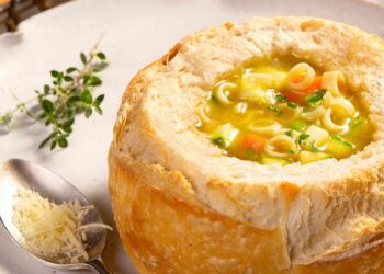 Receita de Sopa no Pão Italiano.
