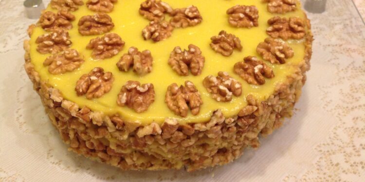 Receita de Torta de Nozes.