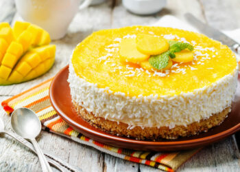 Receita de Torta de Ricota com Cobertura de Manga.
