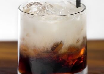 Drink White Russian