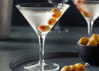 Drink Dry Martini