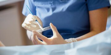 Como o câncer do colo do útero é diagnosticado?