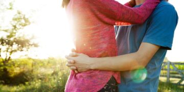 Vida sexual com alguém que tem HIV: o que é importante saber