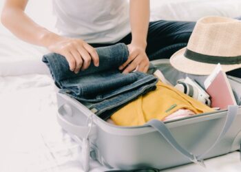 Economizar dinheiro em viagens, veja como é possível.