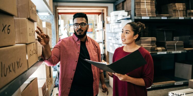 Servidor em nuvem para pequenas empresas: benefícios reais e redução de custos. Desbravamos o cenário atual para PME