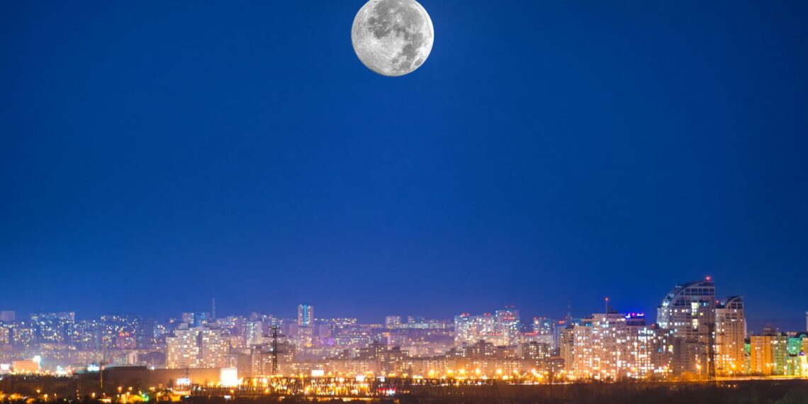 Confira os dias de Lua Cheia neste ano e conheça lendas, simpatias e mitos que envolvem a Lua Cheia